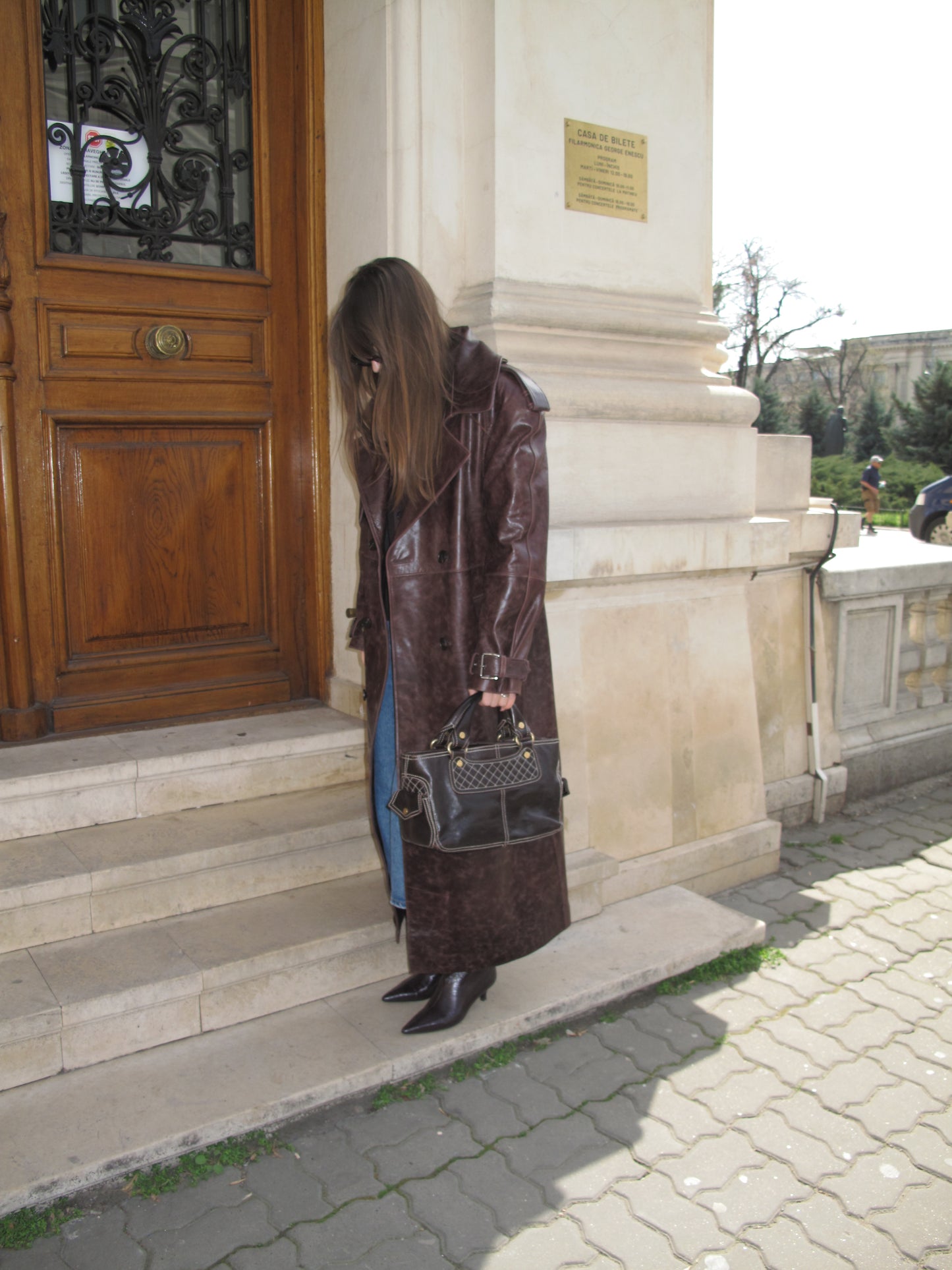 Trenchcoat aus echtem Leder in Haselnussbraun