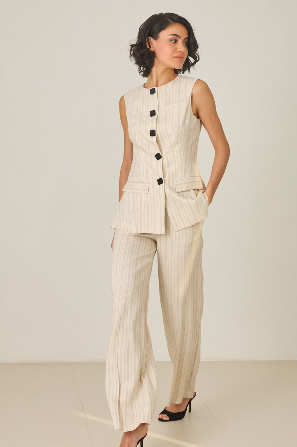 Costum dama Monaco din in 100% - INURI