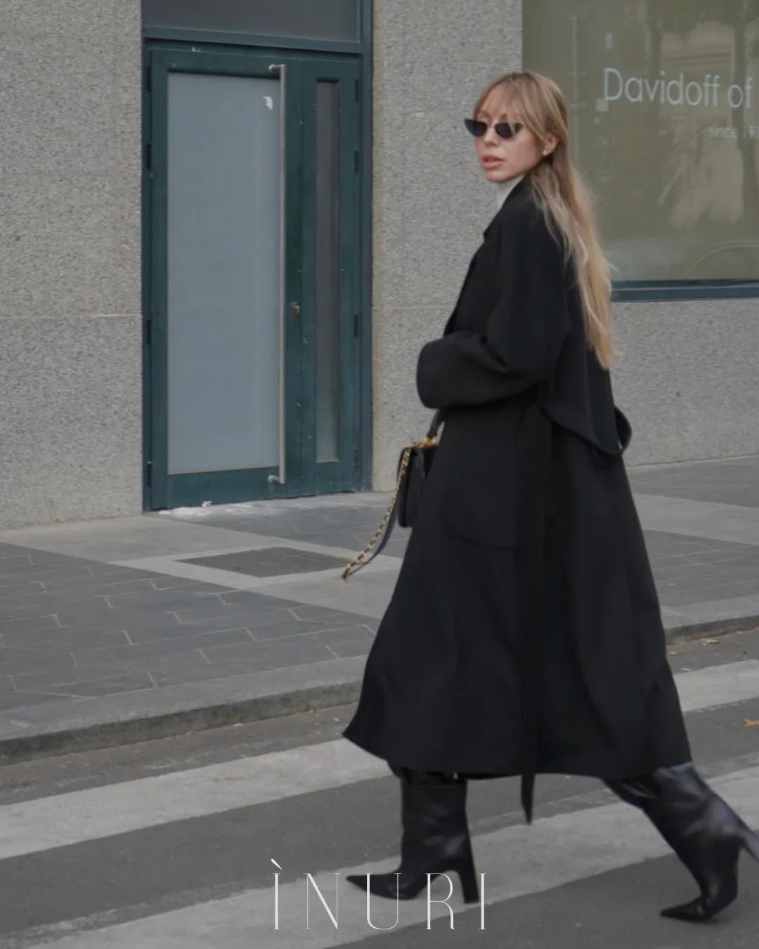 Palton Lou negru din casmir - INURI